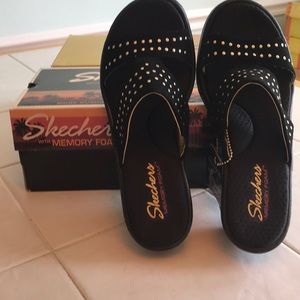 NWT.    Skechers Wedge Sandals